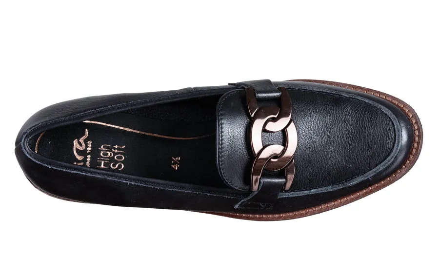 Ara Luca Navy