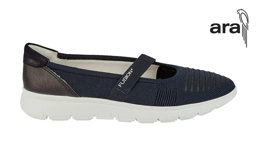 Ara Petra  Navy