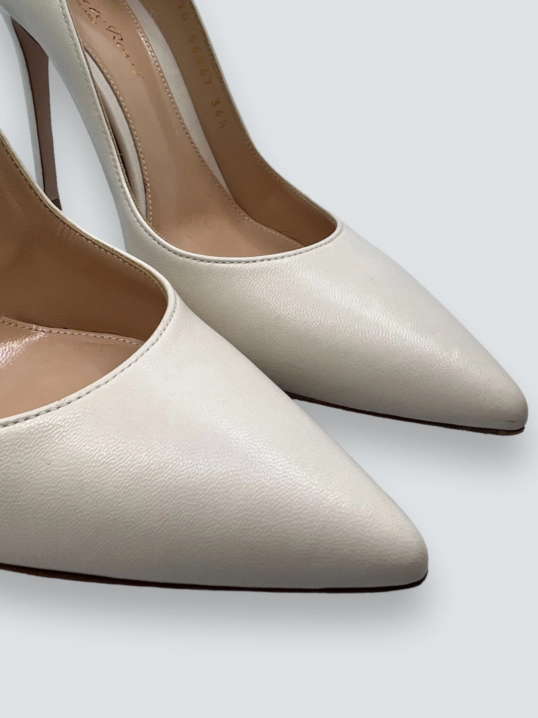 Giannvito Rossi Size 36.5 Cream Leather Shoes