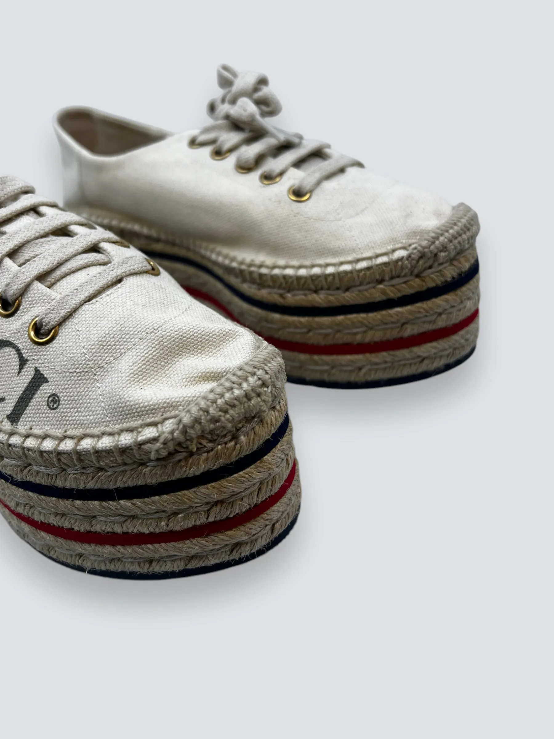 Gucci White Shoes UK 2