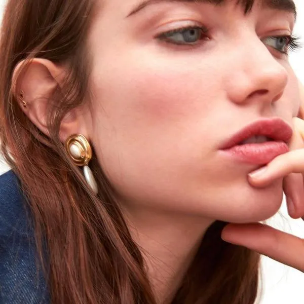 Korea Design Pearl Stud Earrings