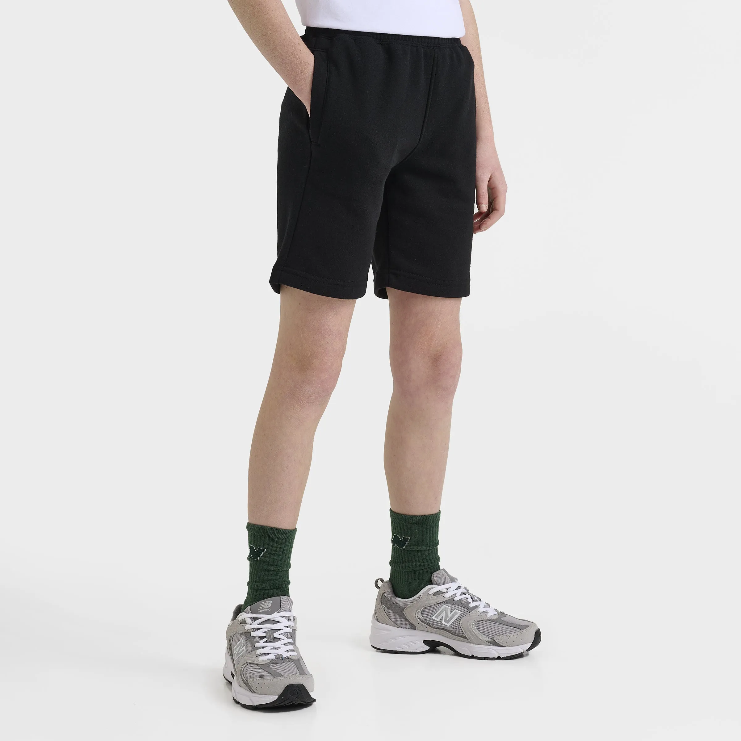 New Balance Junior Boys' Small Logo Shorts / Black