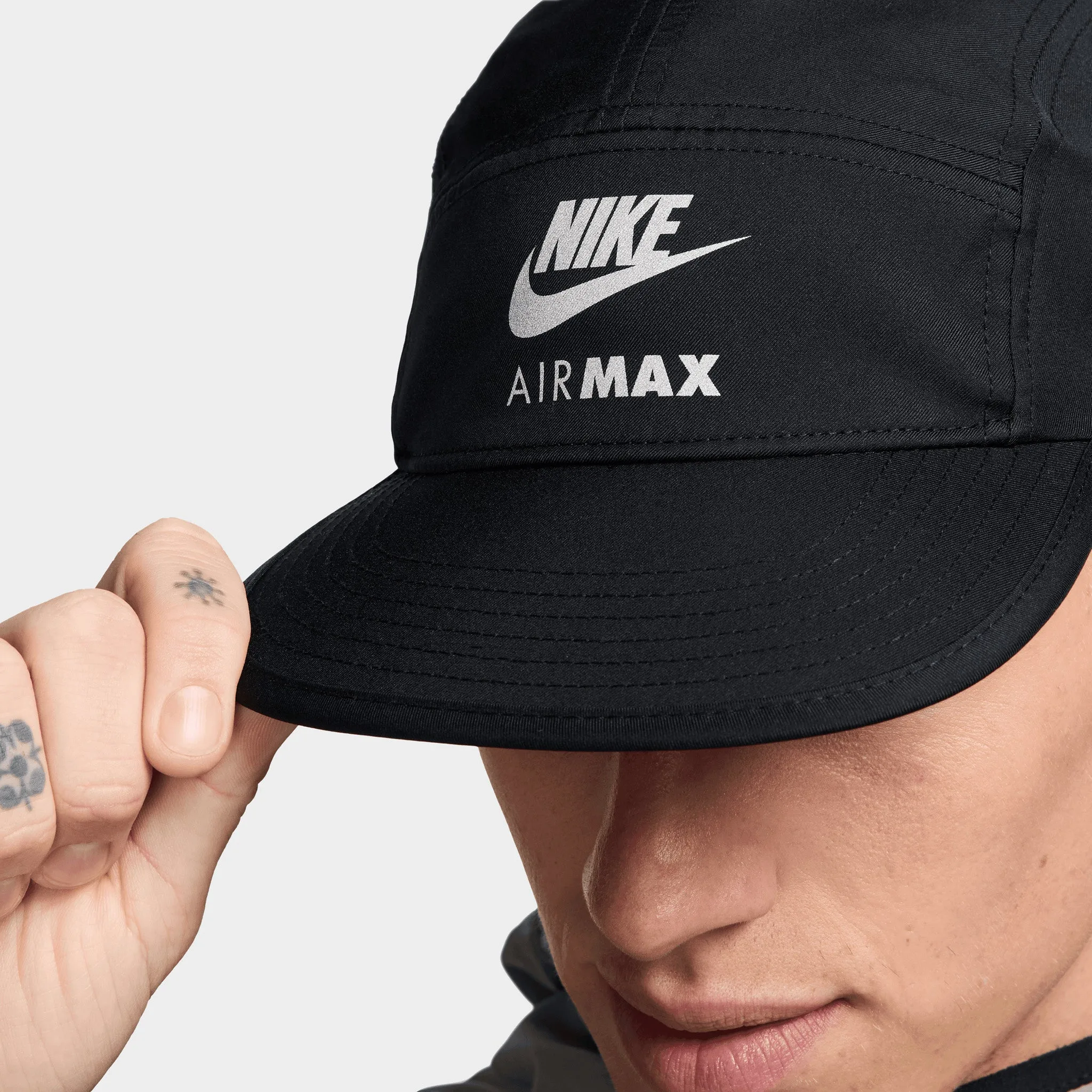Nike Dri-FIT Air Max Fly Cap Black / Reflective Silver