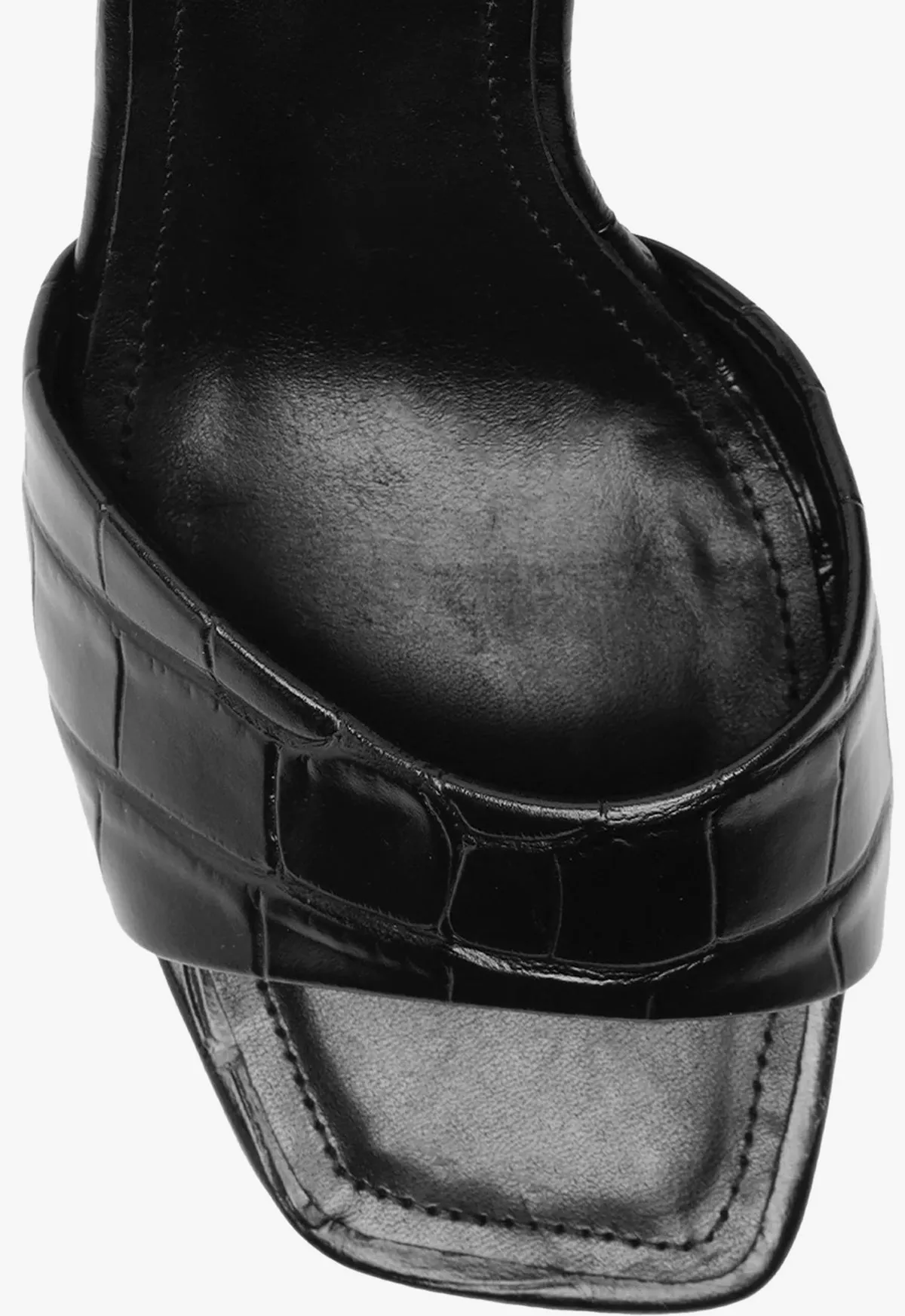Posseni Sandal