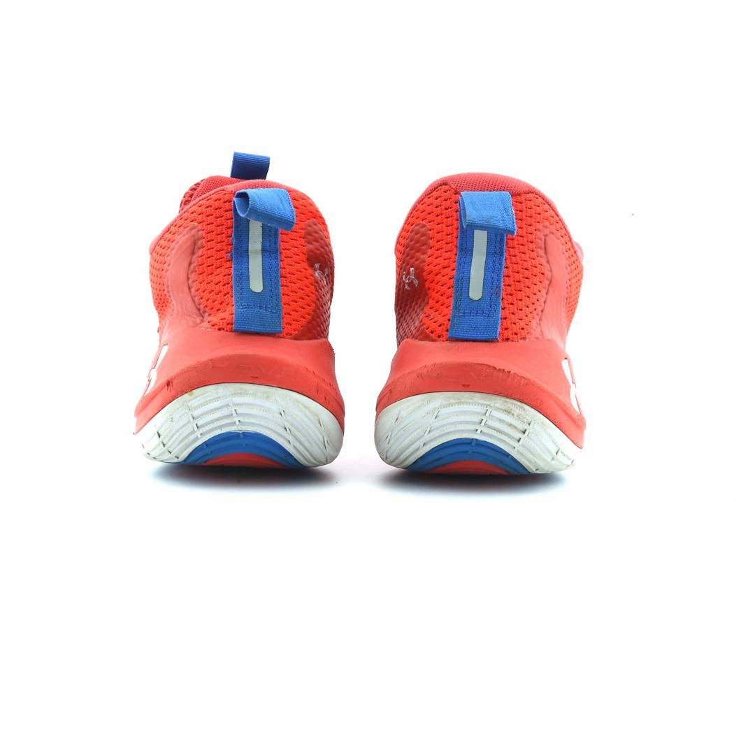 UNDER ARMOUR EMBIID ONE